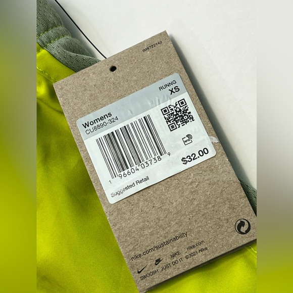 Nike Women's Dri-fit Tempo Track 3.5 Shorts in Bright Cactus Size: XS - NWT - Picture 6 of 11